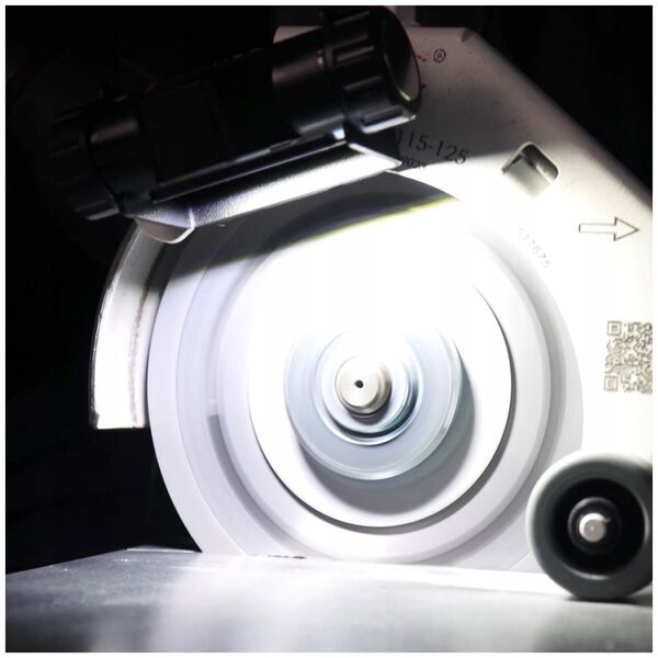 DISTAR FLASHLIGHT FOR BRIGHTENING THE WORKPLACE FIREFLY