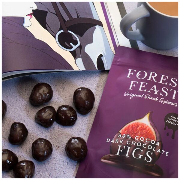 Forest Feast dark chocolate-coated figs, 140 g