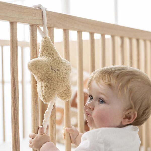 NATTOU Musical plush toy Star