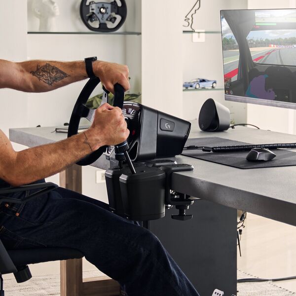 Logitech 941-000245 kontroler gier Czarny USB Shifter + Handbrake Analogowy PC, PlayStation 4, PlayStation 5, Xbox One, Xbox Series S, Xbox Series X