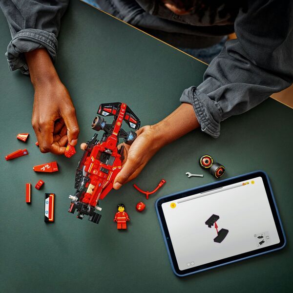 Speed champions Bolid F1® Ferrari SF-24 (77242)
