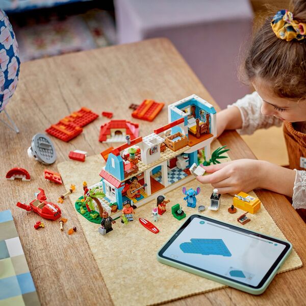 Disney Domek na plaży Lilo i Stitcha (43268)