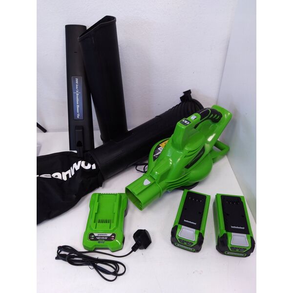 Greenworks Akumuliatorinis lapų siurblys-pūstuvas Greenworks GD24X2BVK4X| 2x24 V| 2x4,0 Ah akum.