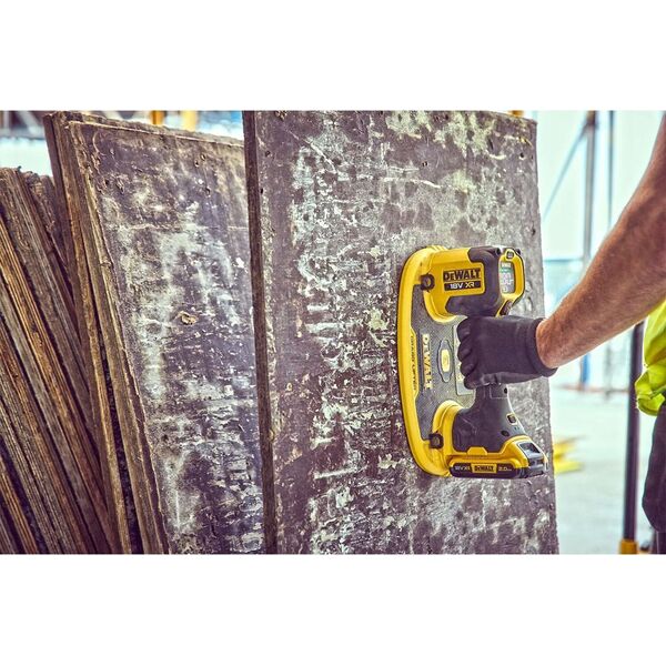 DEWALT. VACUUM LIFT GRABO 18V DCE590D1T 1x2Ah