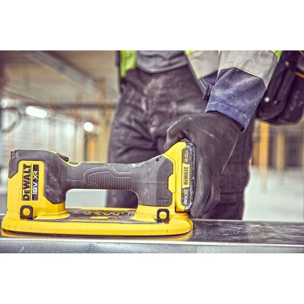 DEWALT. VACUUM LIFT GRABO 18V DCE590D1T 1x2Ah
