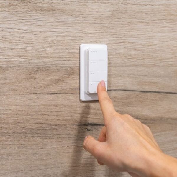 Shelly Shelly Plug & Play "Blu RC Button 4" τηλεχειριστήριο με μαγνητική βάση 4-πλήκτρα 16 ενέργειες Λευκό