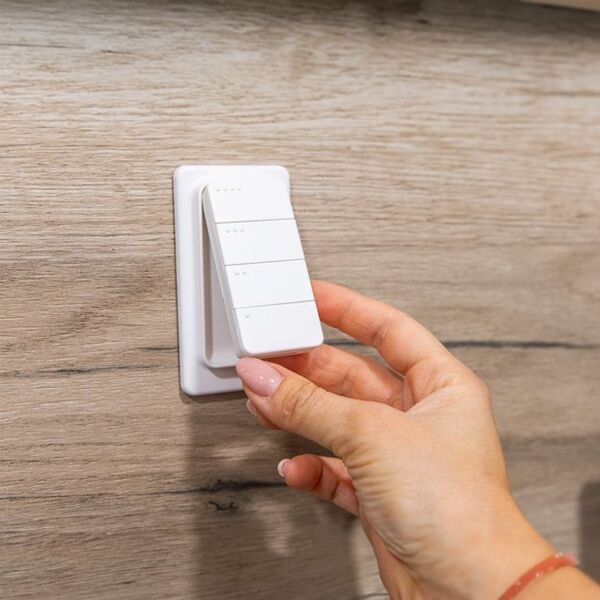 Shelly Shelly Plug & Play "Blu RC Button 4" τηλεχειριστήριο με μαγνητική βάση 4-πλήκτρα 16 ενέργειες Λευκό