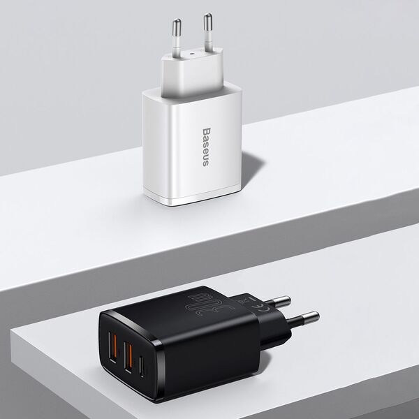 Ładowarka Baseus CCXJ-E01 2x USB-A 1x USB-C 3 A (BSU2897BLK)