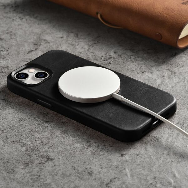 iCarer iCarer Oil Wax Premium Leather Case skórzane etui iPhone 14 Plus magnetyczne z MagSafe czarny (WMI14220703-BK)