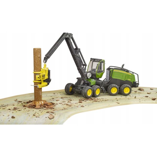 BRUDER John Deere 1270G harvester - 02135