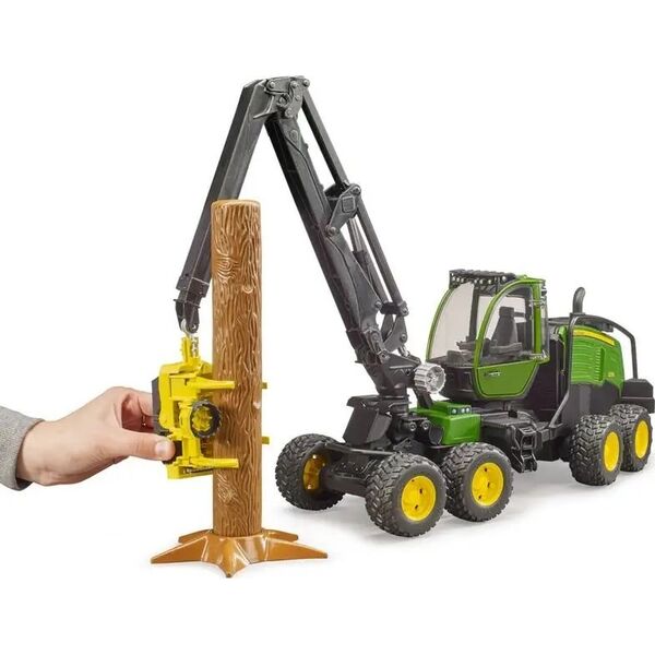 BRUDER John Deere 1270G harvester - 02135