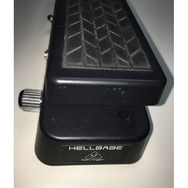 Behringer HB01 Pedał wah wah