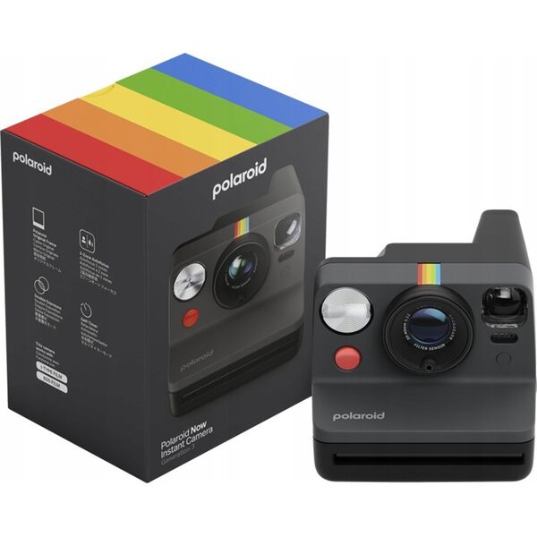 Polaroid Now Gen 3 Black bundle with Color Film (8 photos)
