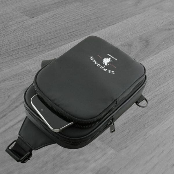 US Polo Petit Pique Crossbody Arch Phone Bag Black