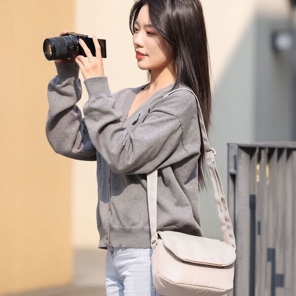 Torba Fotograficzna Futerał ULANZI Crossbody Sling na Aparat Kamerę Telefon / F01 / Beżowy