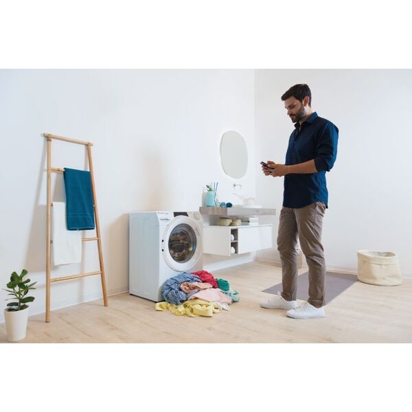 Pralka Candy Candy | RO 1486DWME/1-S | Washing Machine | Energy efficiency class A | Front loading | Washing capacity 8 kg | 1400 RPM | Depth 53 cm | Width 60 cm | Display | TFT | Steam function | Wi-Fi | White