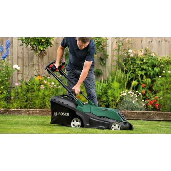 Kosiarka akumulatorowa Bosch Bosch cordless lawn mower AdvancedRotak 36V-40-650, 36Volt (green/black, 2x Li-ion battery 2.0Ah, POWER FOR ALL)