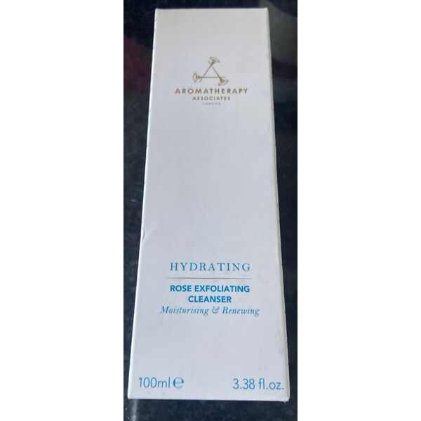 Aromatherapy Associates Aromatherapy Associates, Hydrating Rose, Exfoliating Cleanser, 100 ml For Women