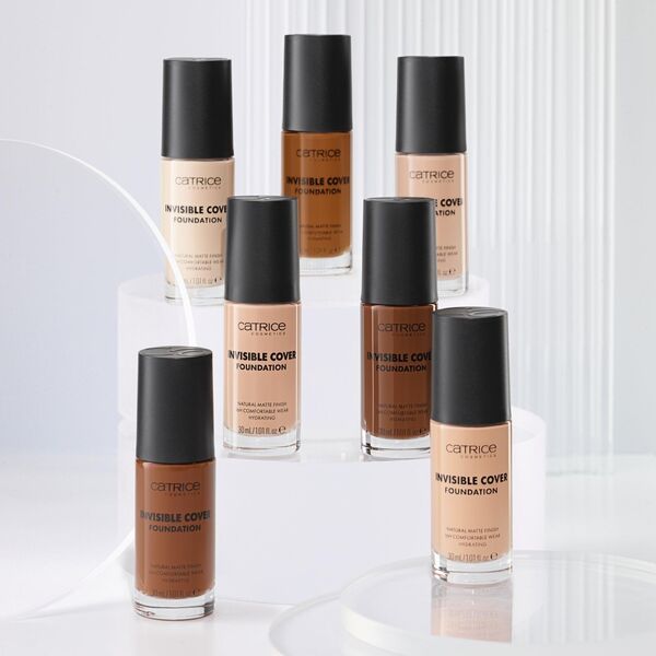 Catrice Invisible Cover Foundation Podkład matujący do twarzy 30ml (015W)