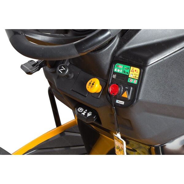 Traktor ogrodowy Cub Cadet XT2 QR106