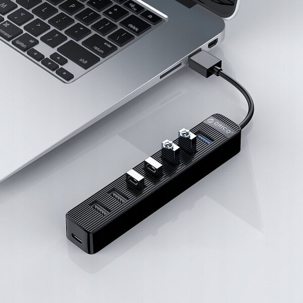 HUB 7 θυρών είσοδος: USB-A 3.0 / έξοδος: 4x USB-A 3.0 + 3x USB-A 2.0 - μαύρο