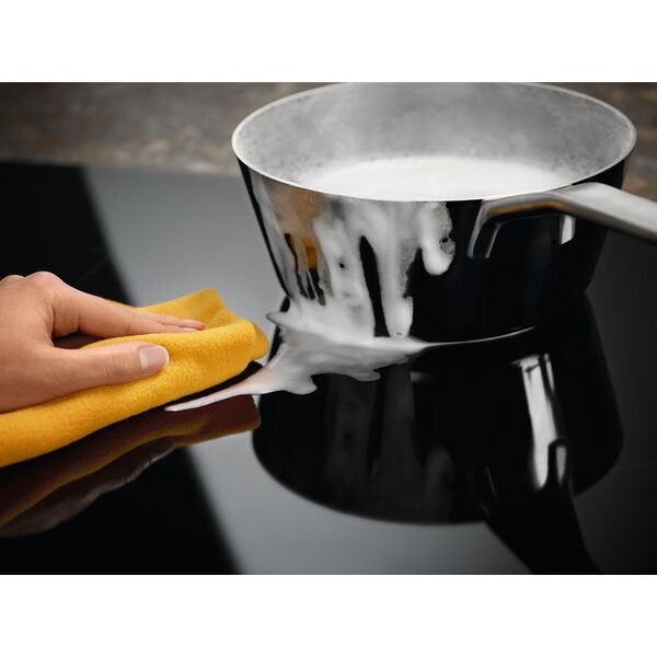 60cm πλάτος επαγωγική εστία Electrolux EIV64453