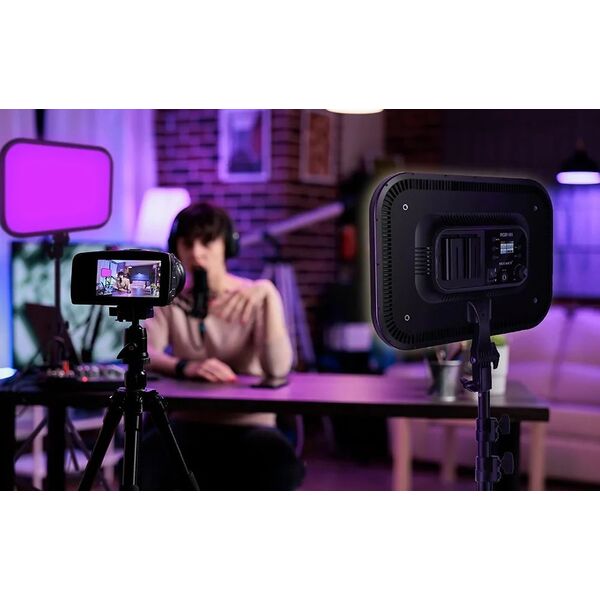 Zestaw studyjny Neewer Zestaw studyjny Neewer RGB168 RGB LED, dwie lampy 60W 2500-8500K + statywy