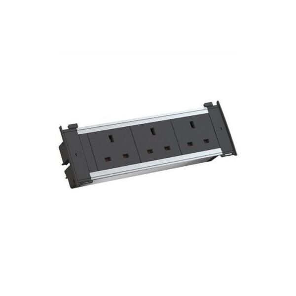 BACHMANN KAPSA S 3xUK 13A prąd 2m, Wielka Brytania