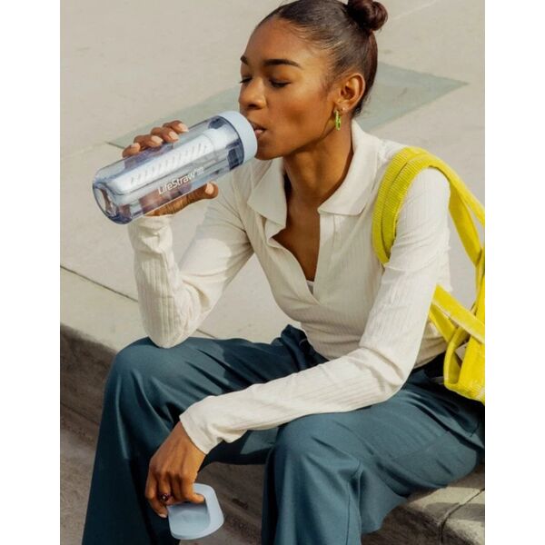 LifeStraw LifeStraw Go 2.0 Czerwona butelka filtrująca 0,65L Merlot Me Away