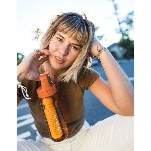 LifeStraw LifeStraw Go 2.0 Czerwona butelka filtrująca 0,65L Merlot Me Away