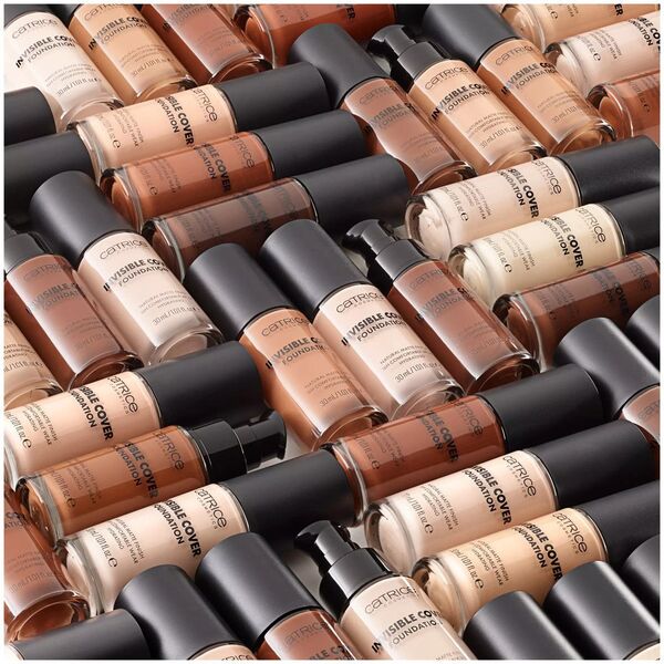 Catrice Invisible Cover Foundation Podkład matujący do twarzy 30ml (010W)