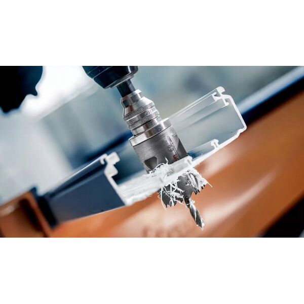 OTWORNICA T MM B 133mm