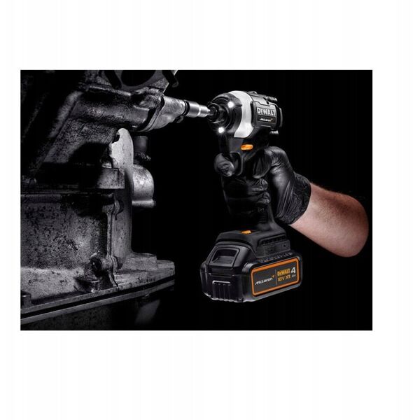 IMPACT DRIVER CD. DCF85MM2T-QW 18V 2X4AH