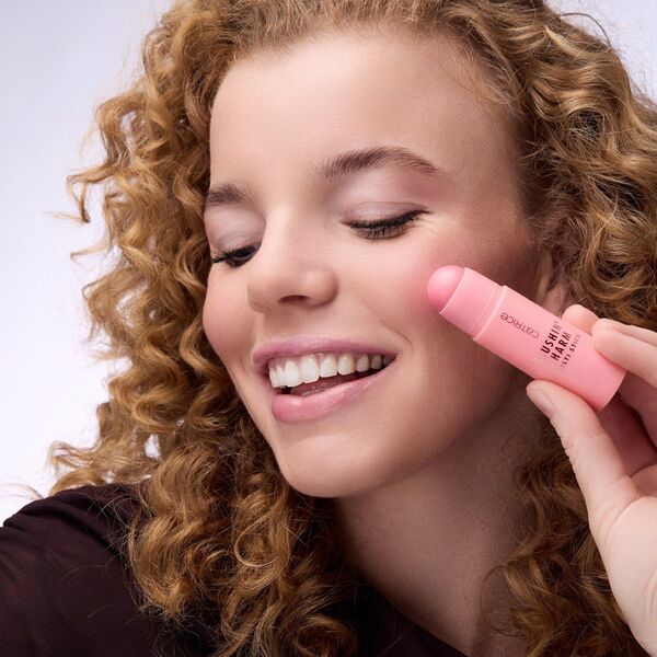 CATRICE_Blushin' Charm Multi Stick róż w sztyfcie 050 Radiant Honey 5,5g