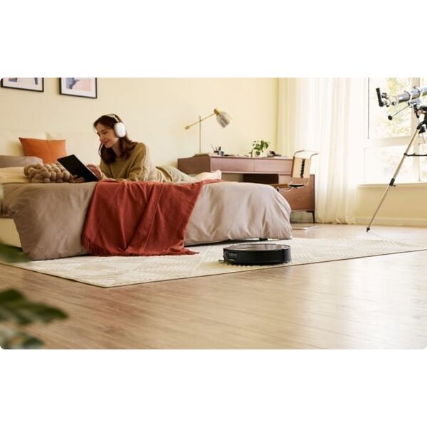 Roborock Q Revo Slim Vacuum Cleaner Black