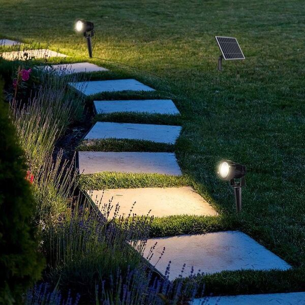 Plug-in LED outdoor light V-TAC, solar-powered, IP65, 2 x 90 lm, 3000 K, 2 pcs