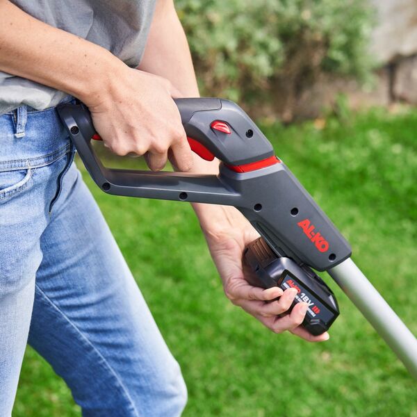 AL-KO 114033, Push lawn mower, 150 m², 22 cm, 3 cm, 5 cm, Brushless - SOLO