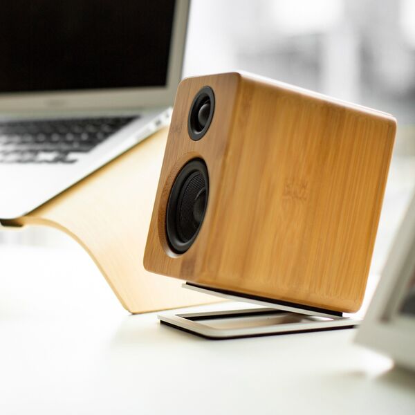 KANTO AUDIO DESKTOP SPEAKER STANDS FOR SMALL SPEAKERS - WHITE (PAIR)