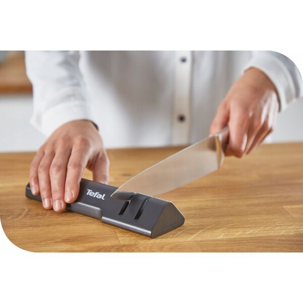Tefal Essential 19x6 cm μαύρο - Ακονιστής μαχαιριών