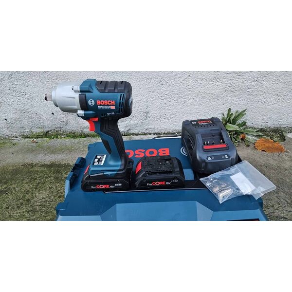 Klucz udarowy Bosch Bosch cordless impact wrench GDS 18V-450 HC Professional, 18V (blue/black, 2x Li-Ion battery ProCORE18V 4.0Ah, Bluetooth module, in L-BOXX)