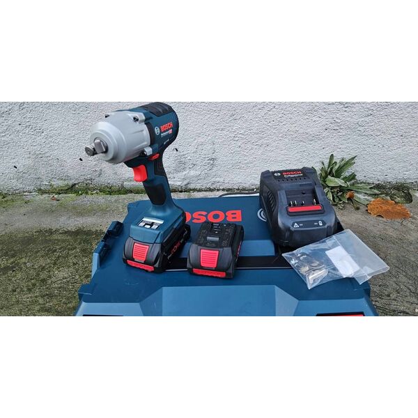 Klucz udarowy Bosch Bosch cordless impact wrench GDS 18V-450 HC Professional, 18V (blue/black, 2x Li-Ion battery ProCORE18V 4.0Ah, Bluetooth module, in L-BOXX)