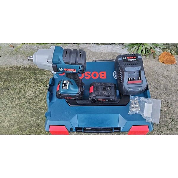 Klucz udarowy Bosch Bosch cordless impact wrench GDS 18V-450 HC Professional, 18V (blue/black, 2x Li-Ion battery ProCORE18V 4.0Ah, Bluetooth module, in L-BOXX)