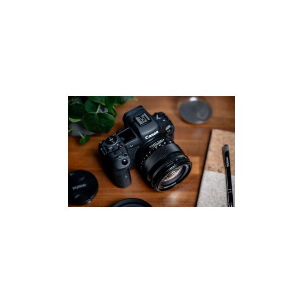Φακός Voigtlander Nokton 50 mm f/1,0 για Canon RF