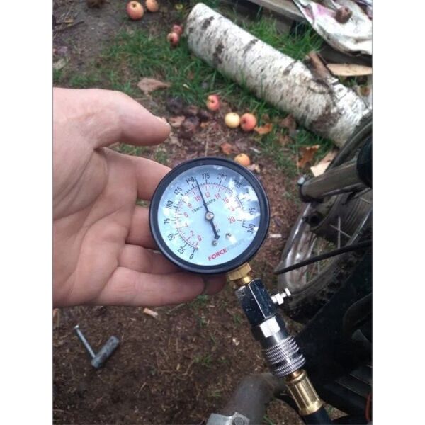 Tester kompresji silnika benzynowego 3el. (0-21Bar, M14-M18)