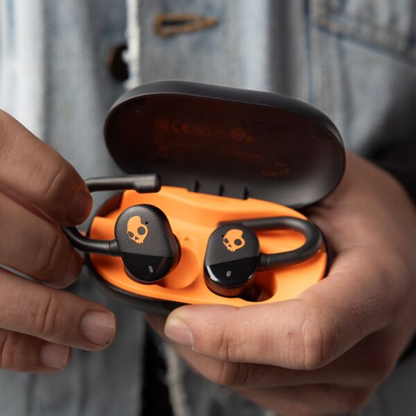Skullcandy Push Play Active wireless earbuds, black/orange