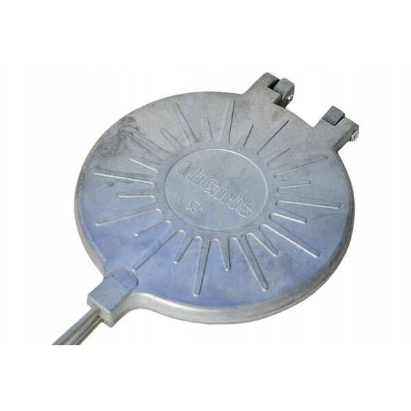 Aluminum "nut" pan, 40 x 17 cm