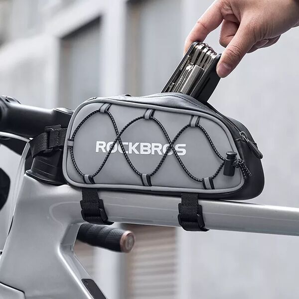 Torba sakwa rowerowa mocowana na ramę 0.9l - srebrna Torba sakwa rowerowa mocowana na ramę 0.9l - srebrna