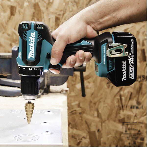 Δραπανοκατσάβιδο Makita Makita DDF485ZJ Cordless Drill Driver