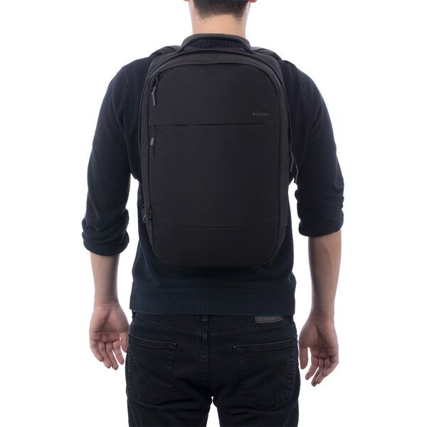 Incase City Compact w/Cordura - Black