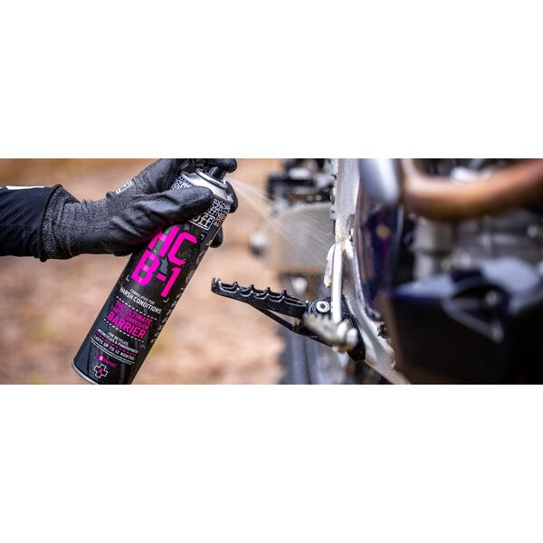 Σπρέι θεραπείας Muc-Off HCB-1 (Harsh Conditions Barrier), 400 ml